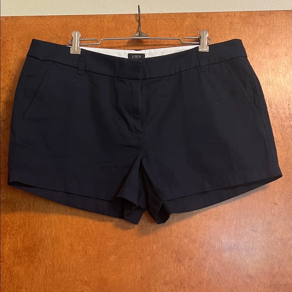 J. Crew Black Chino Women's Shorts - Tailored Bermuda Style